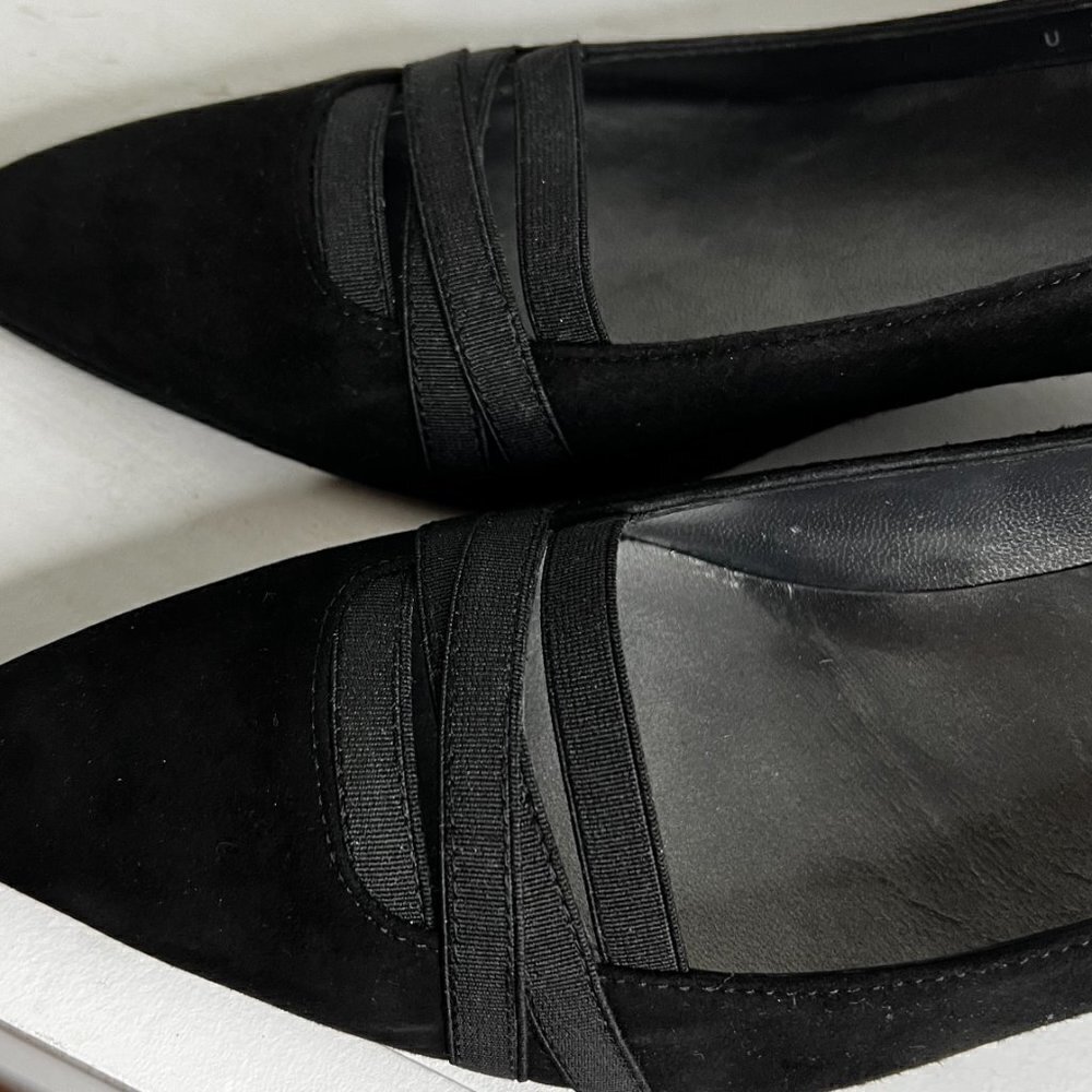 Stuart Weitzman Black Pointed Toe Suede Kitten Heel Pumps Size 9.5 - Picture 7 of 8